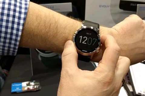 Video: Smartwatch Innovation at CES